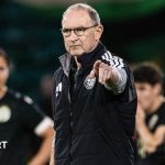 Martin O'Neill points from the touchline during a Celtic match